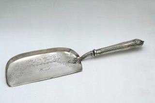 H-P ANTYCZNA ŁYŻKA DO ZBIERANIA OKRUCHÓW ZE STOŁU Mappin & Webb