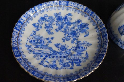 H-P FILIŻANKA NA SPODKU CHINA BLAU