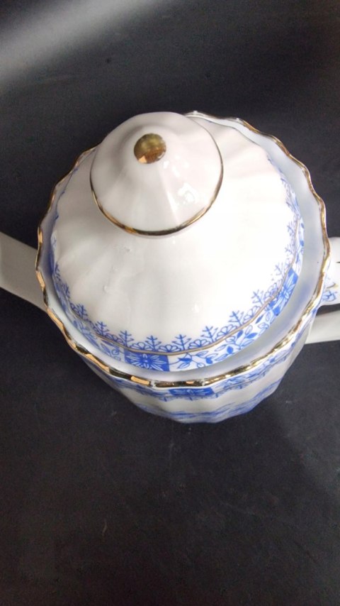 H-P UROCZY DZBANEK ZDOBIONY KOBALTEM CHINA BLUE BAVARIA