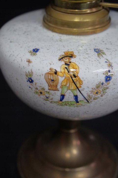 H-P MOSIĘŻNO CERAMICZNA LAMPA NAFTOWA Z KLOSZEM