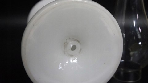 H-P UROCZA LAMPA NAFTOWA SZKLANA