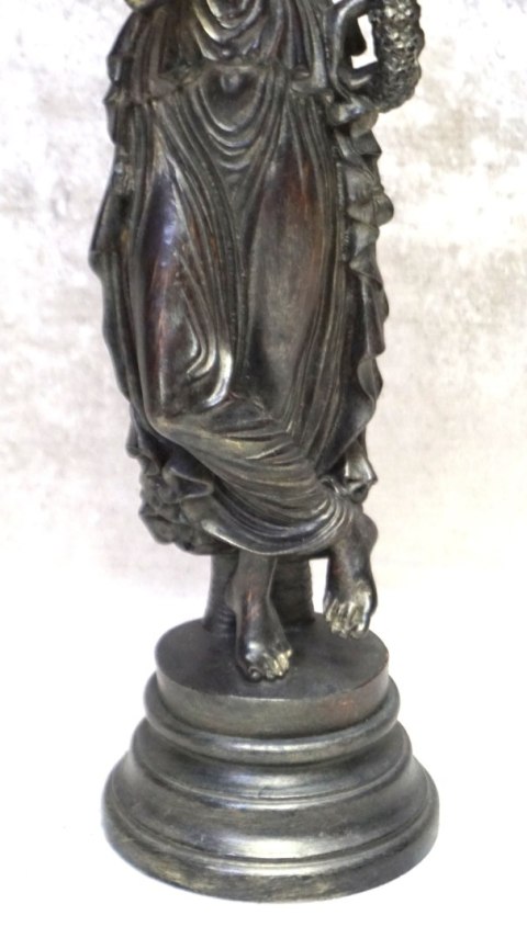 H-P WYSOKA DUŻA FIGURA RZYMIANKA - ALABASTER BARWIONY 63cm