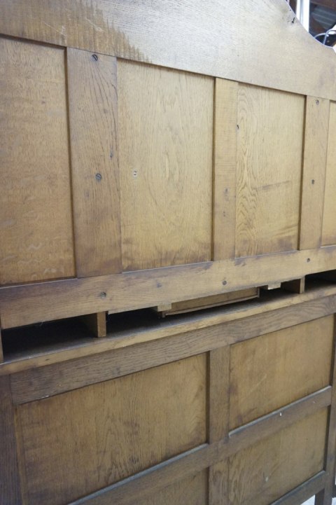 H-P ZGRABNY WĄSKI SOLIDNY KREDENS MIĘDZYWOJENNY