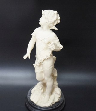 H-P CUDNA FIGURA RZEŹBA ALABASTER DZIEWCZYNA wzór Moreau