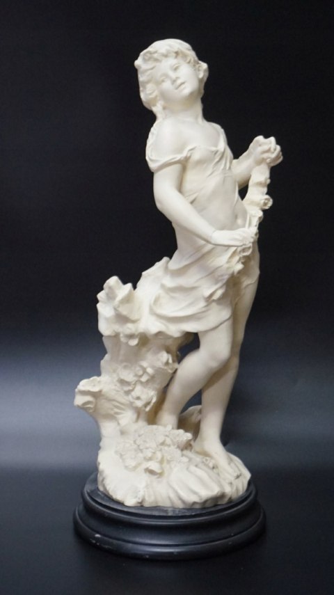 H-P CUDNA FIGURA RZEŹBA ALABASTER DZIEWCZYNA wzór Moreau