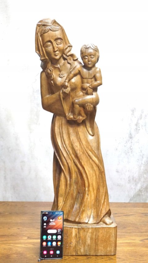 H-P PIĘKNA WYSOKA RZEŹBA FIGURA MATKI BOSKIEJ z DZIECIĄTKIEM 84cm 1965