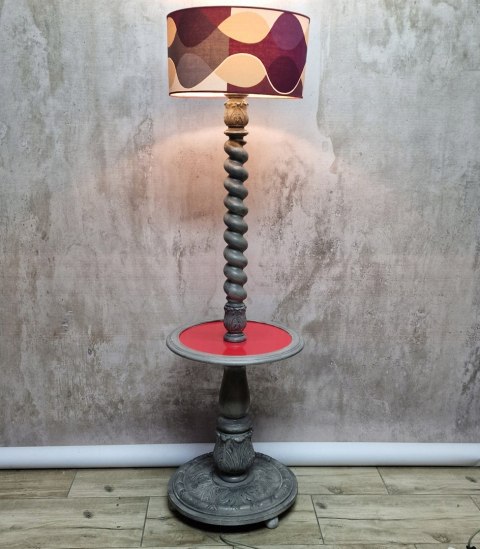 H-P WSPANIAŁĄ STOJĄCA LAMPA ZE STOLIKIEM /s
