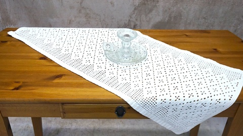 Serweta prostokątna bieżnik na szydełku 80x40cm